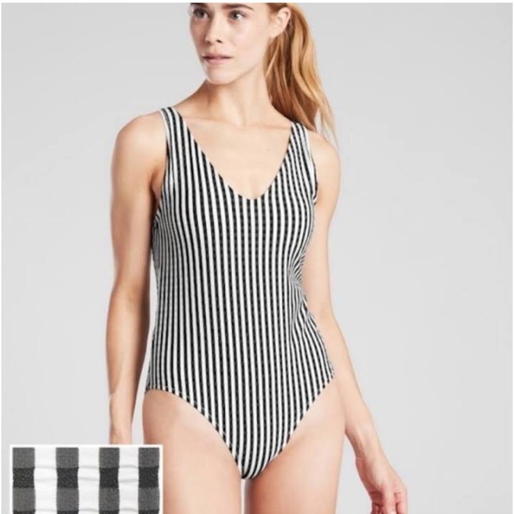 Athleta Seer-sucker one piece swimsuit